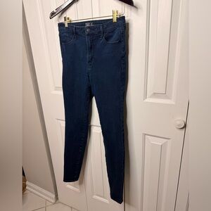 Abercrombie & Fitch Women’s High Rise Super Skinny Jeans